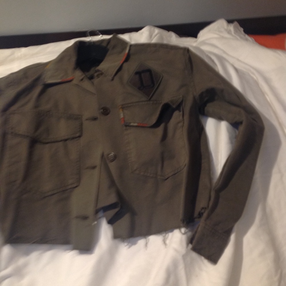 Cool weekend jacket - Picture 2 of 2